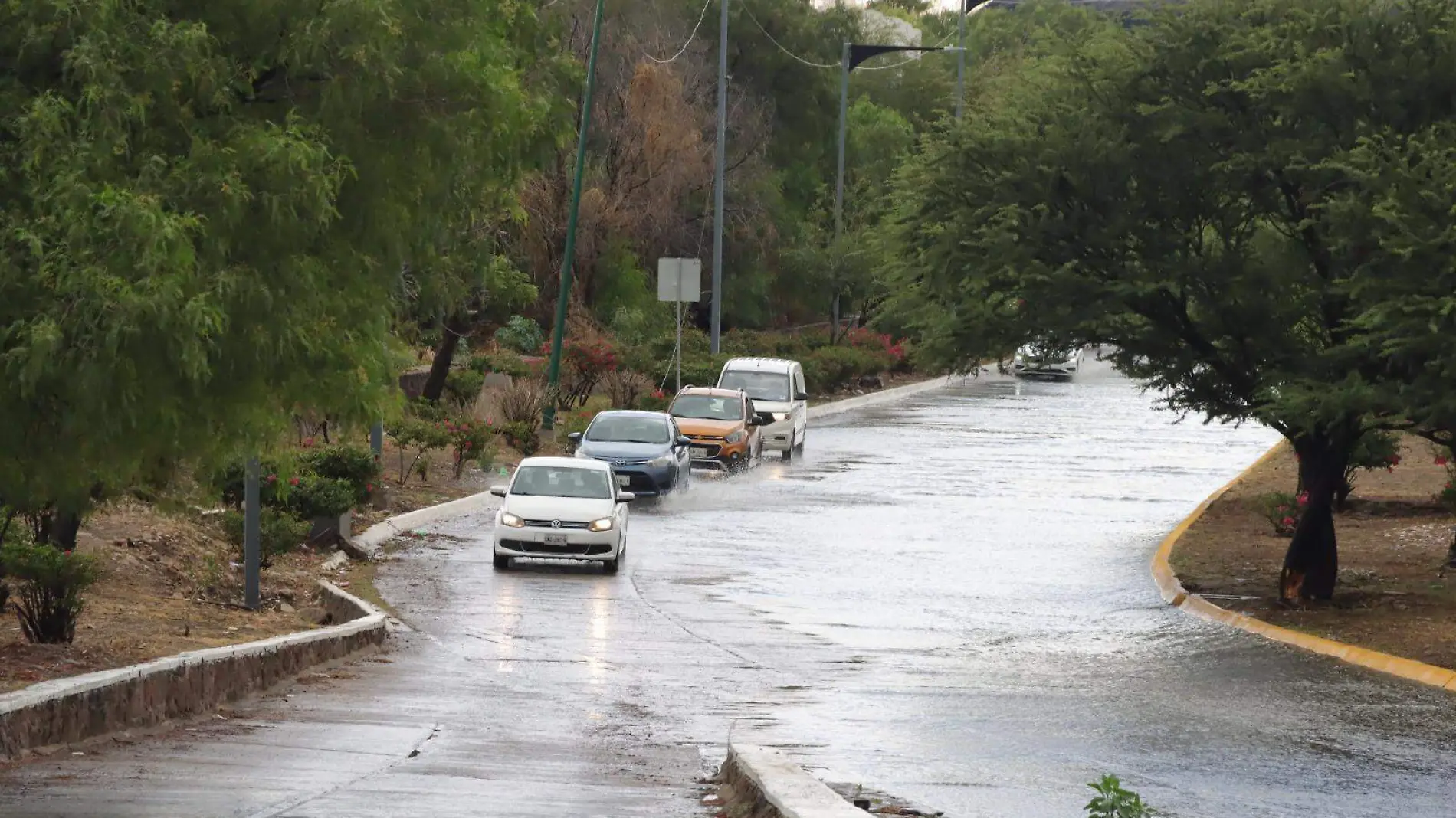 inundaciones inundación en SLP agua lluvias 2